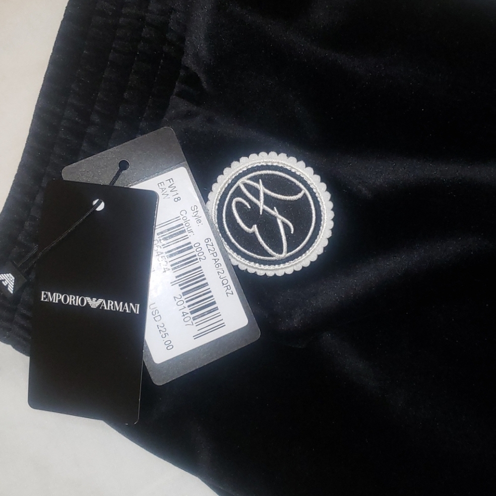 NEW GIORGIO ARMANI WOMENS VELOUR PANTS 14/16..Tall..no longer in stores.CLASSICS - Picture 3 of 10